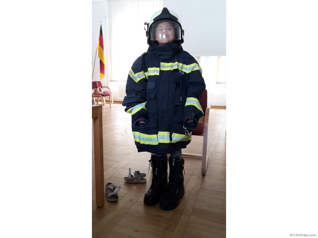 Feuerwehrfrau   Amelie